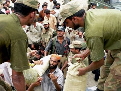 PAKISTAN KHỐN KHỔ ĐÓN THÁNG NHỊN CHAY RAMADAN